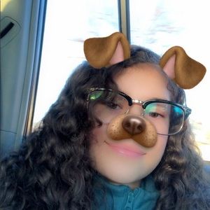 Meet your Posher, Julieta